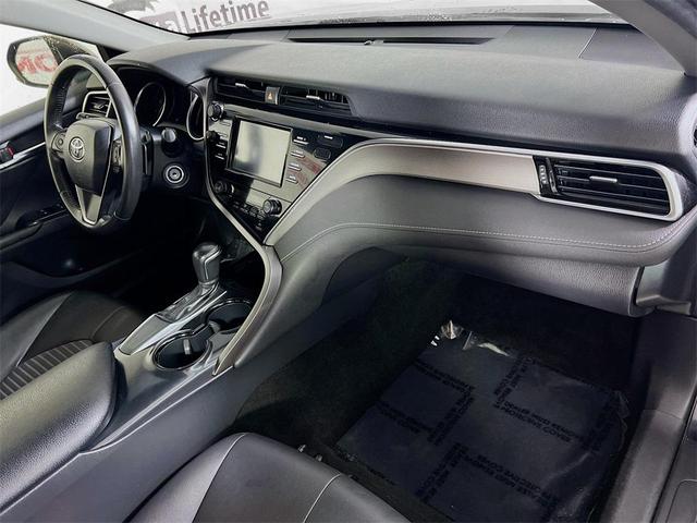 Photo of 2018 Midnight Black Toyota Camry