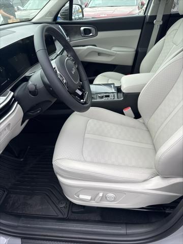 Photo of 2025 Gray Kia Sorento