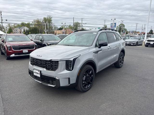Photo of 2025 Gray Kia Sorento