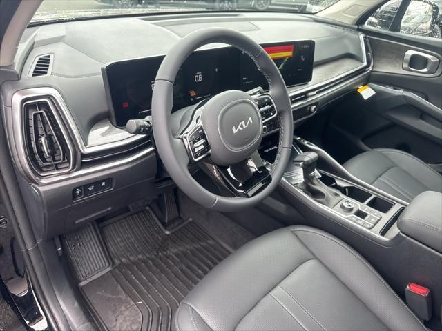Photo of 2025 Ebony Kia Sorento
