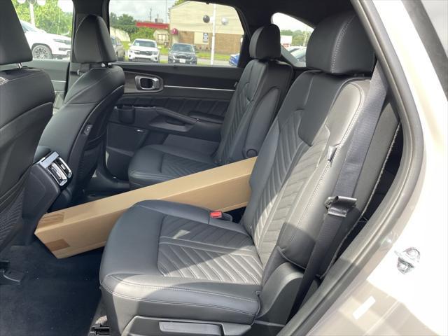 Photo of 2025 Road Rider Bwn Kia Sorento
