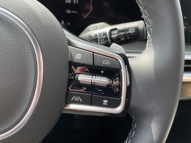 Photo of 2025 Road Rider Bwn Kia Sorento