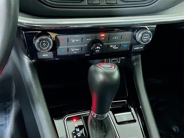 Photo of 2022 Redline Pearlcoat Jeep Compass