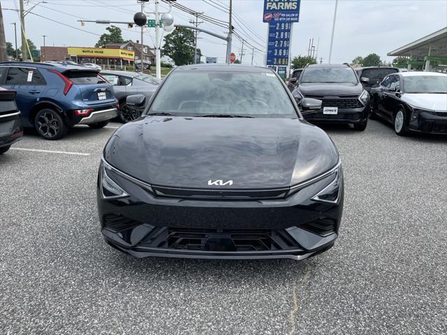 Photo of 2025 Ebony Kia EV6
