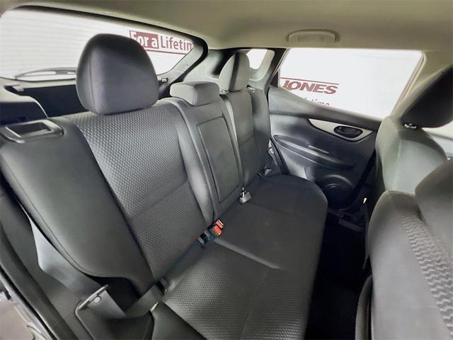 Photo of 2019 Magnetic Black Pearl Nissan Rogue Sport