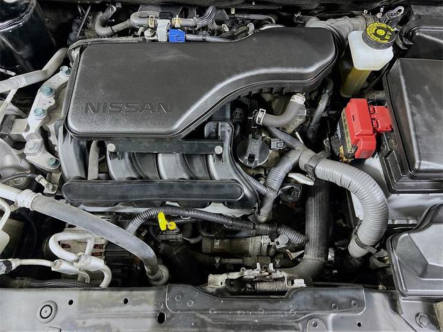 Photo of 2019 Magnetic Black Pearl Nissan Rogue Sport