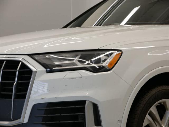 Photo of 2020 White Audi Q7