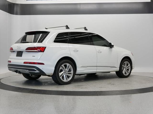Photo of 2020 White Audi Q7