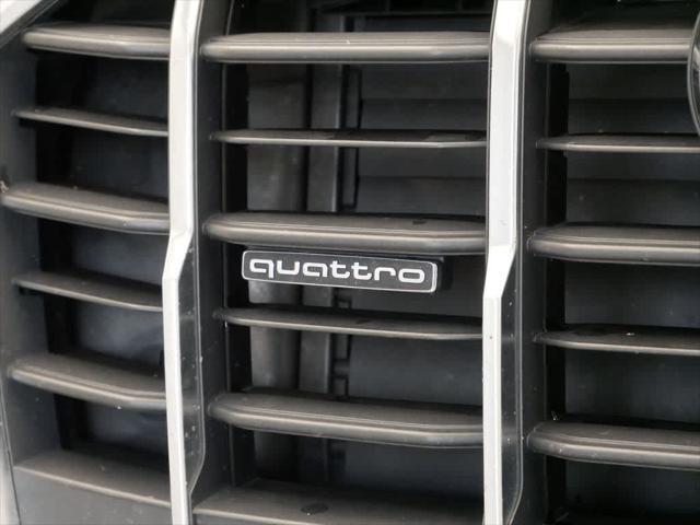 Photo of 2020 White Audi Q7