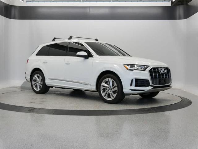 Photo of 2020 White Audi Q7