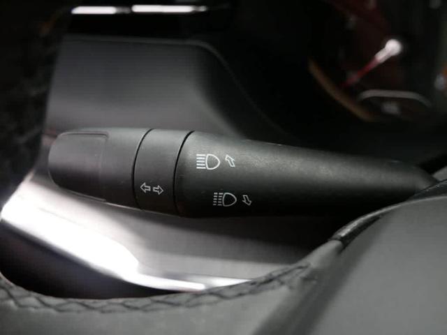 Photo of 2023 Redline Pearlcoat Jeep Compass