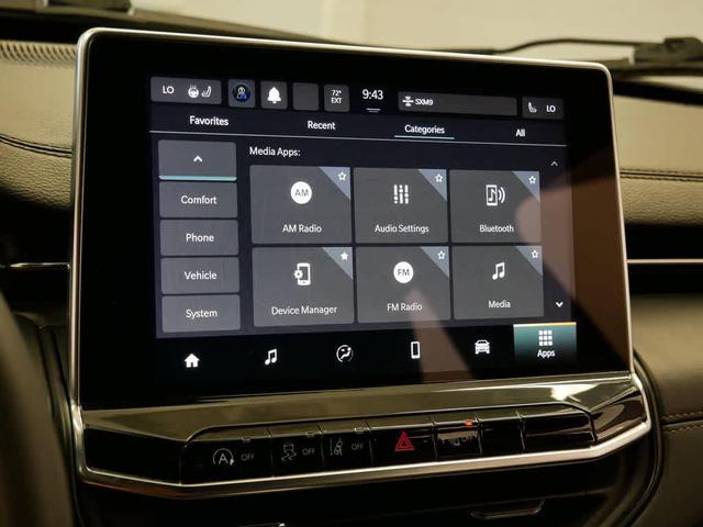 Photo of 2023 Redline Pearlcoat Jeep Compass