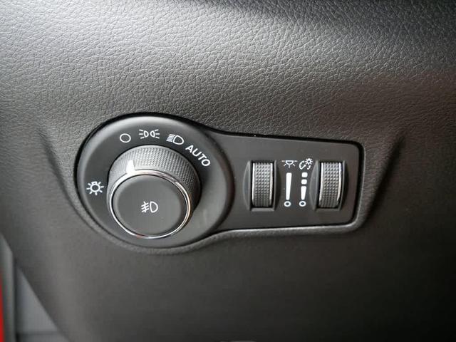 Photo of 2023 Redline Pearlcoat Jeep Compass