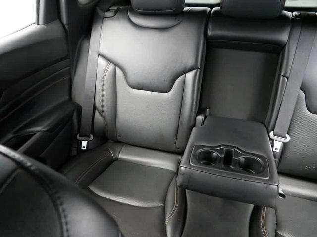 Photo of 2023 Redline Pearlcoat Jeep Compass