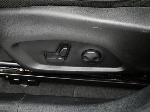 Photo of 2023 Redline Pearlcoat Jeep Compass