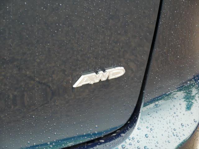 Photo of 2025 Fathom Blue Pearlcoat Chrysler Pacifica