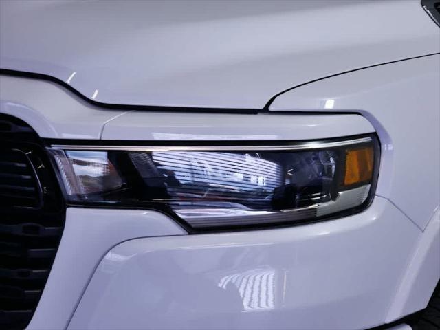 Photo of 2025 Bright White Clearcoat RAM 1500