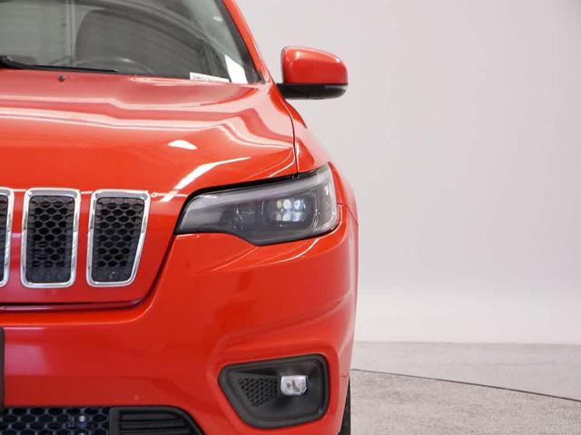 Photo of 2021 Spitfire Orange Clearcoat Jeep Cherokee