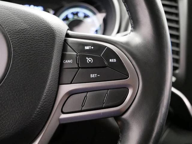 Photo of 2021 Spitfire Orange Clearcoat Jeep Cherokee