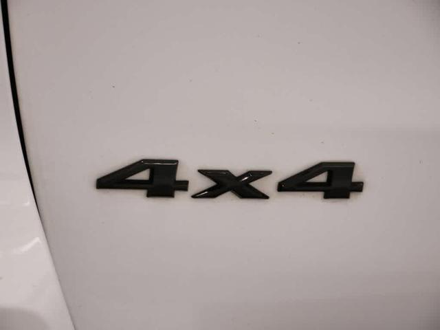 Photo of 2021 Bright White Clearcoat Jeep Grand Cherokee