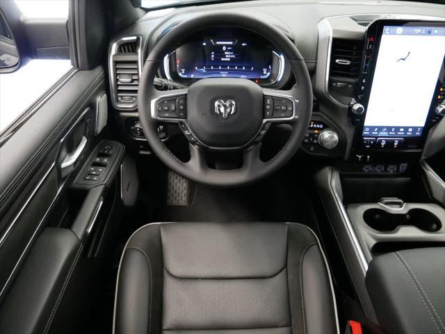 Photo of 2025 Diamond Black Crystal Pearlcoat RAM 1500