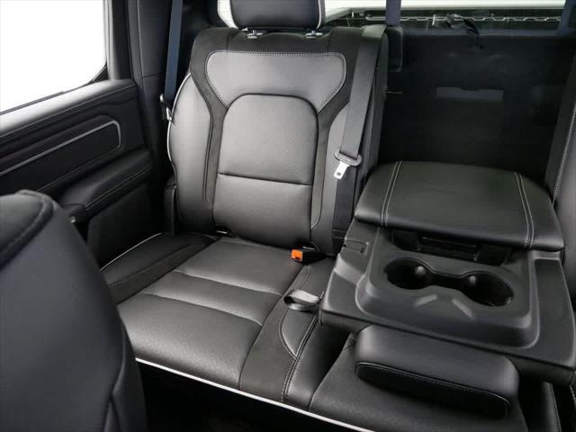 Photo of 2025 Diamond Black Crystal Pearlcoat RAM 1500