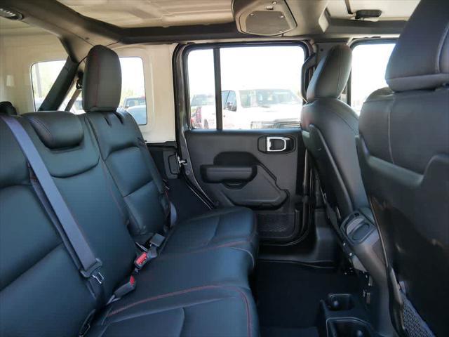 Photo of 2025 Granite Crystal Metallic Clearcoat Jeep Wrangler