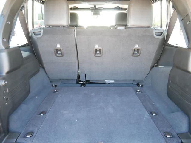 Photo of 2025 Granite Crystal Metallic Clearcoat Jeep Wrangler