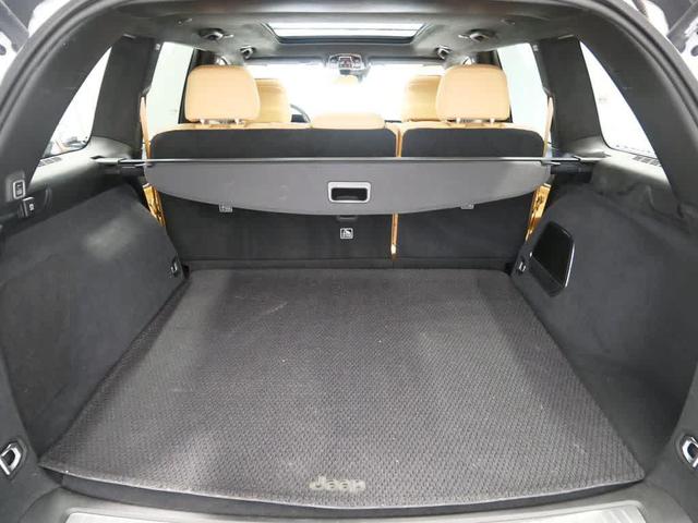 Photo of 2023 Bright White Clearcoat Jeep Grand Cherokee 4xe