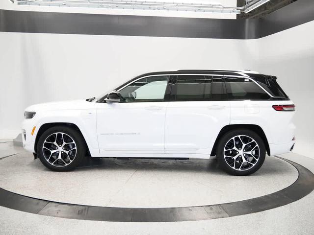 Photo of 2023 Bright White Clearcoat Jeep Grand Cherokee 4xe