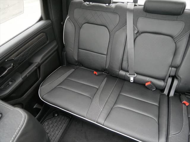 Photo of 2025 Diamond Black Crystal Pearlcoat RAM 1500