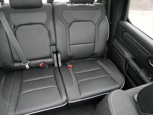 Photo of 2025 Diamond Black Crystal Pearlcoat RAM 1500