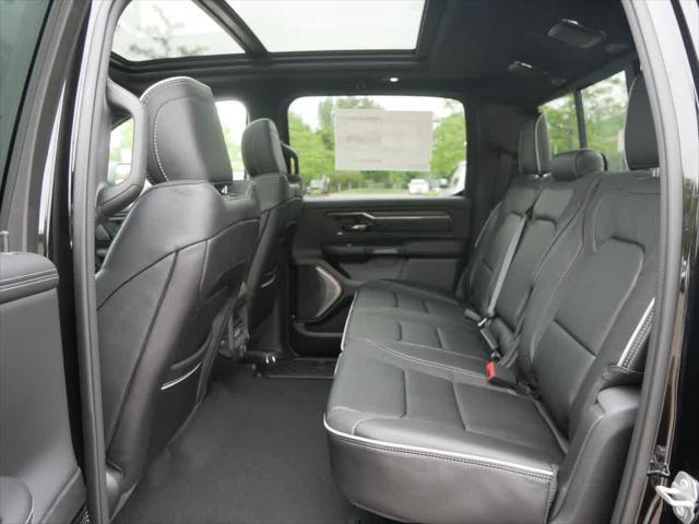 Photo of 2025 Diamond Black Crystal Pearlcoat RAM 1500