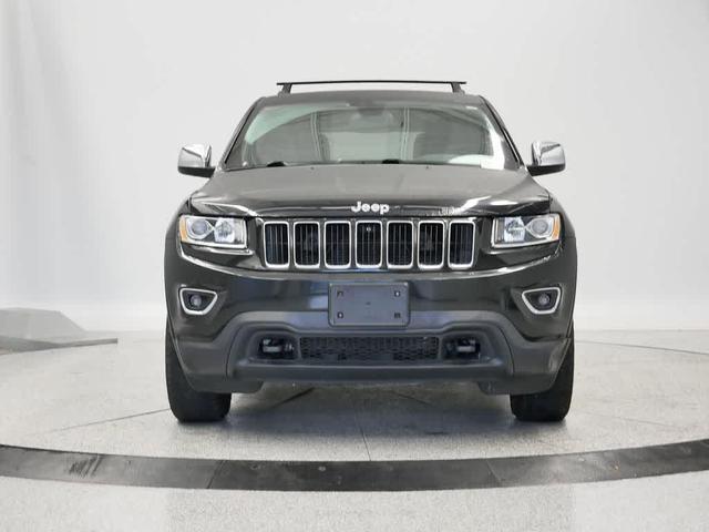 Photo of 2016 Brilliant Black Crystal Pearlcoat Jeep Grand Cherokee
