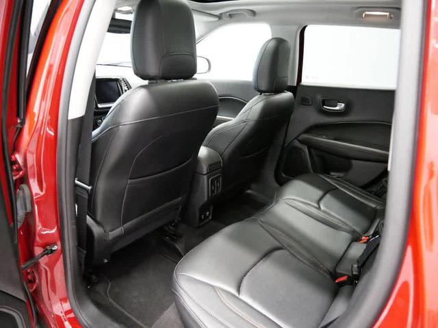 Photo of 2018 Redline Pearlcoat Jeep Compass