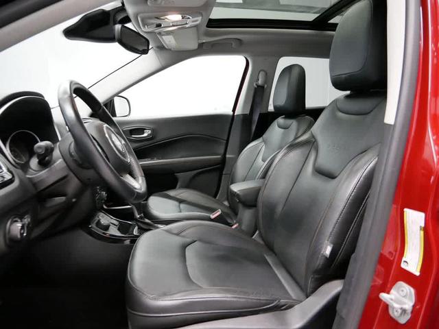 Photo of 2018 Redline Pearlcoat Jeep Compass