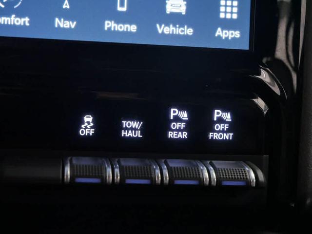 Photo of 2023 Delmonico Red Pearlcoat RAM 1500