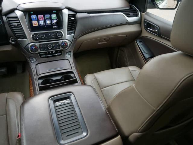 Photo of 2016 Iridescent Pearl Tricoat Chevrolet Tahoe