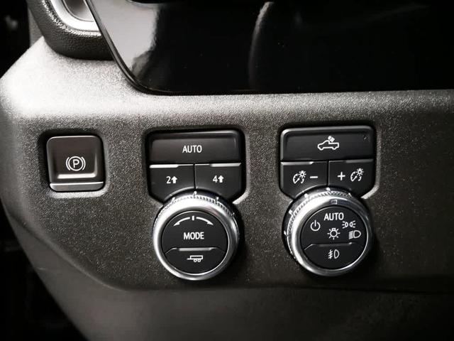 Photo of 2023 Onyx Black GMC Sierra 1500