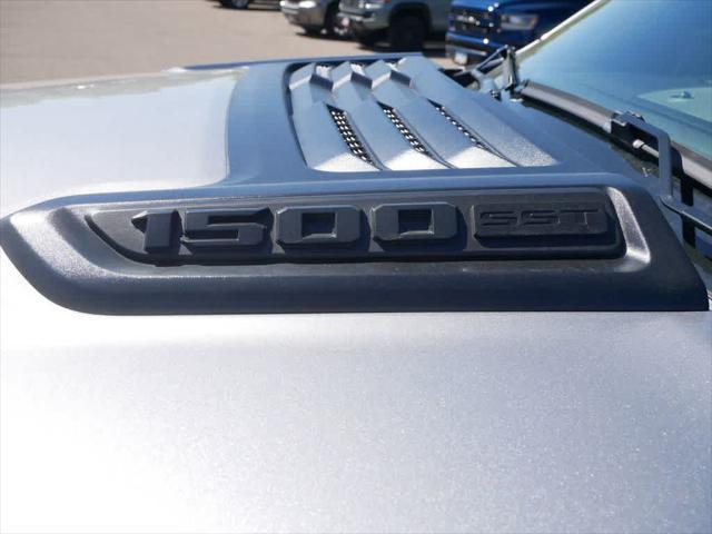 Photo of 2025 Billet Silver Metallic Clearcoat RAM 1500
