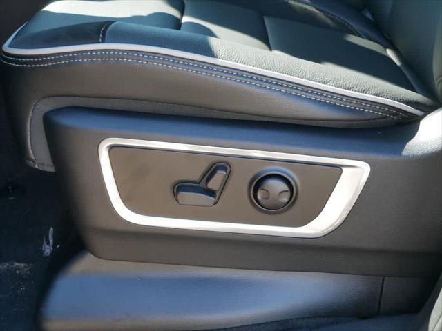 Photo of 2025 Billet Silver Metallic Clearcoat RAM 1500