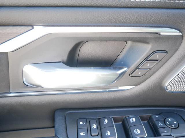 Photo of 2025 Billet Silver Metallic Clearcoat RAM 1500