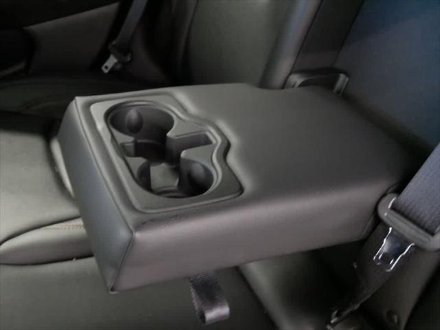 Photo of 2024 Diamond Black Crystal Pearlcoat Jeep Compass