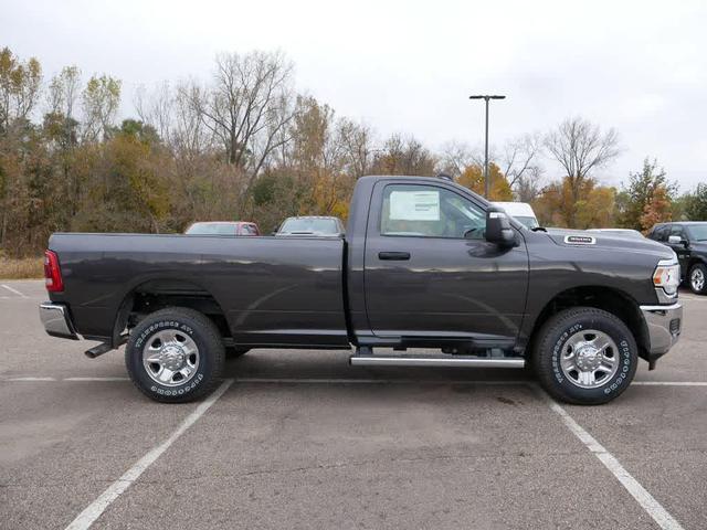 Photo of 2024 Granite Crystal Metallic Clearcoat RAM 3500