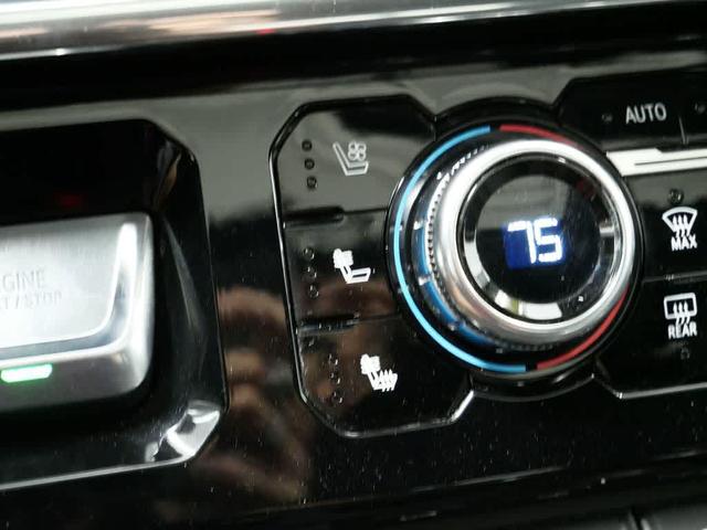 Photo of 2023 White GMC Sierra 1500