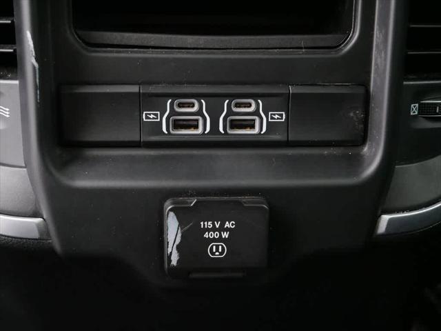 Photo of 2022 Diamond Black Crystal Pearlcoat RAM 1500