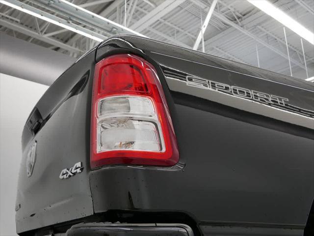 Photo of 2022 Diamond Black Crystal Pearlcoat RAM 1500