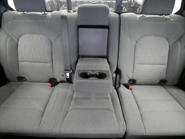 Photo of 2022 Diamond Black Crystal Pearlcoat RAM 1500