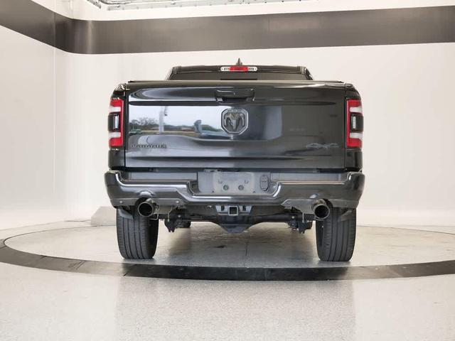 Photo of 2023 Diamond Black Crystal Pearlcoat RAM 1500