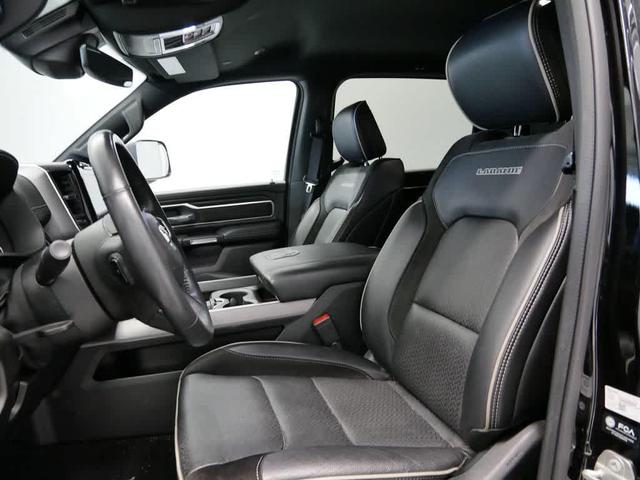 Photo of 2023 Diamond Black Crystal Pearlcoat RAM 1500